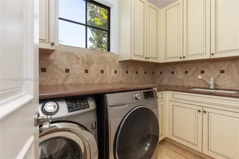 260 NE Wavecrest Court Boca Raton FL 33432