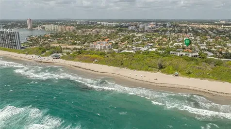 260 NE Wavecrest Court Boca Raton FL 33432