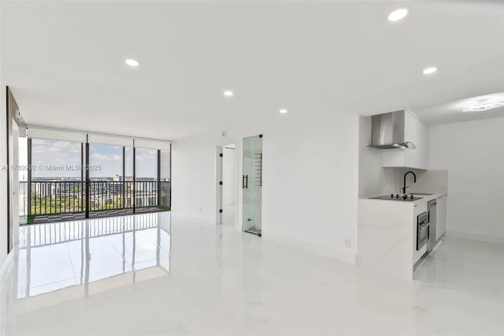 20335 W Country Club Drive Aventura FL 33180