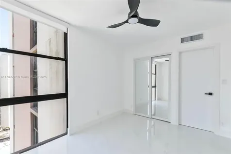 20335 W Country Club Drive Aventura FL 33180