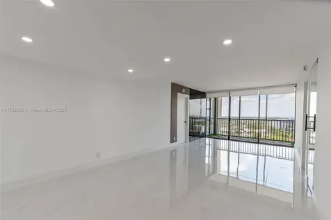 20335 W Country Club Drive Aventura FL 33180