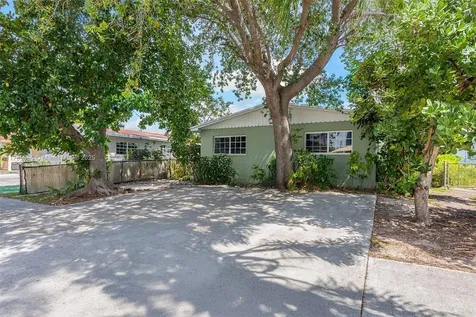 504 SW 10th Street Hallandale Beach FL 33009