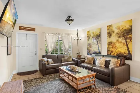 504 SW 10th Street Hallandale Beach FL 33009