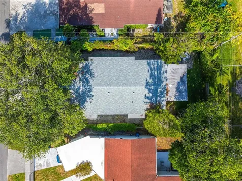 504 SW 10th Street Hallandale Beach FL 33009