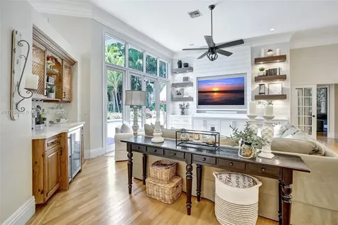 3082 Lakewood Circle Weston FL 33332