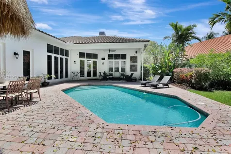 3082 Lakewood Circle Weston FL 33332