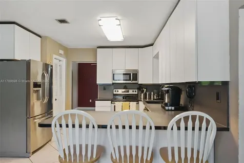 16674 SW 93rd Court Palmetto Bay FL 33157