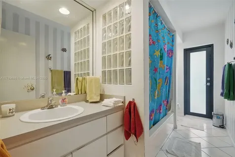 16674 SW 93rd Court Palmetto Bay FL 33157