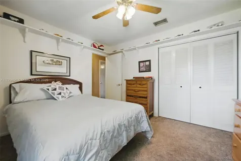 16674 SW 93rd Court Palmetto Bay FL 33157