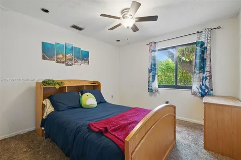 16674 SW 93rd Court Palmetto Bay FL 33157