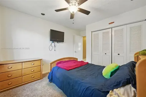 16674 SW 93rd Court Palmetto Bay FL 33157