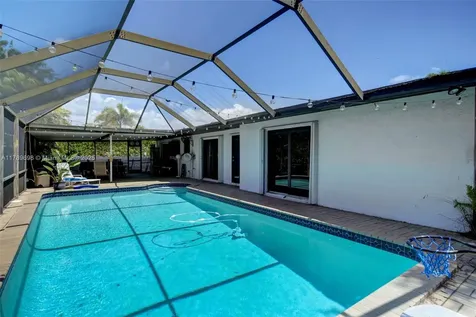 16674 SW 93rd Court Palmetto Bay FL 33157