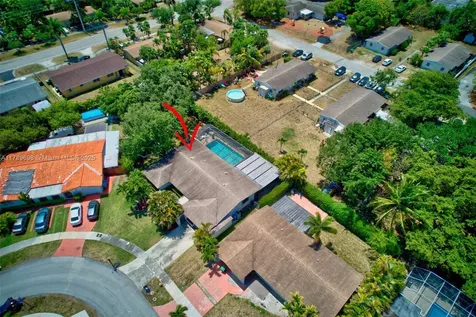16674 SW 93rd Court Palmetto Bay FL 33157