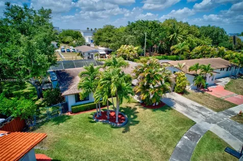 16674 SW 93rd Court Palmetto Bay FL 33157