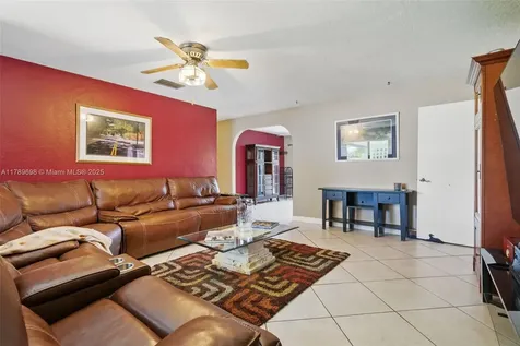 16674 SW 93rd Court Palmetto Bay FL 33157