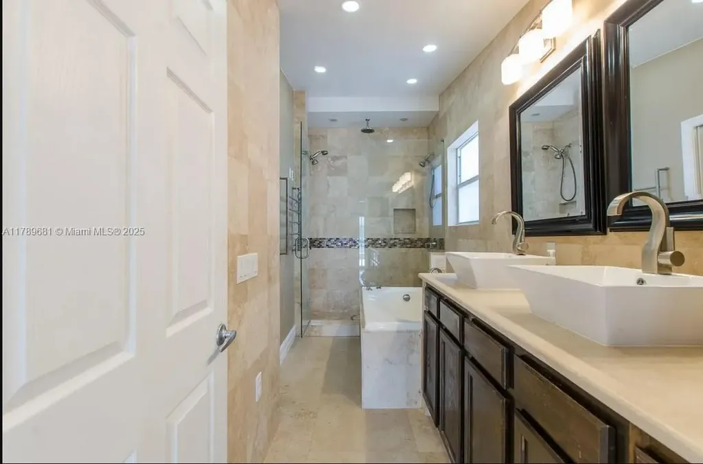 2543 Marathon Lane Fort Lauderdale FL 33312