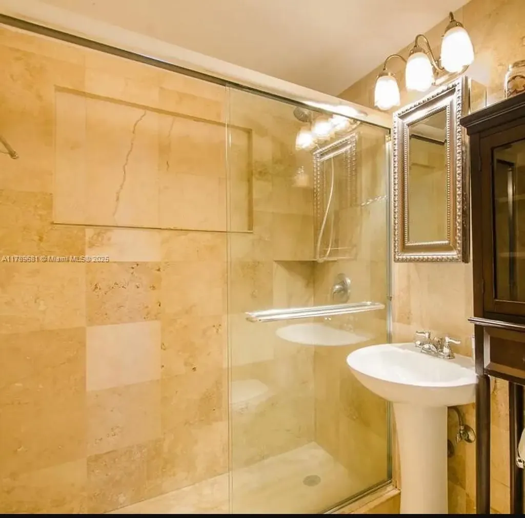 2543 Marathon Lane Fort Lauderdale FL 33312