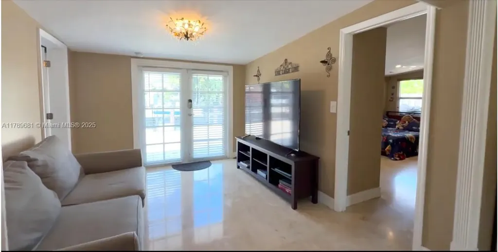 2543 Marathon Lane Fort Lauderdale FL 33312