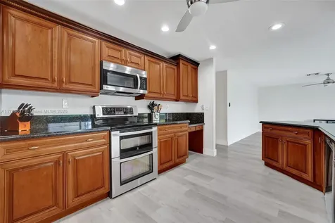 9780 NW 5th Court Coral Springs FL 33071