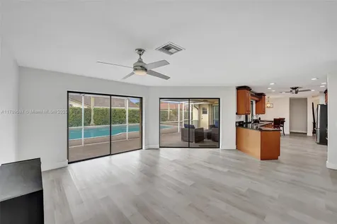 9780 NW 5th Court Coral Springs FL 33071