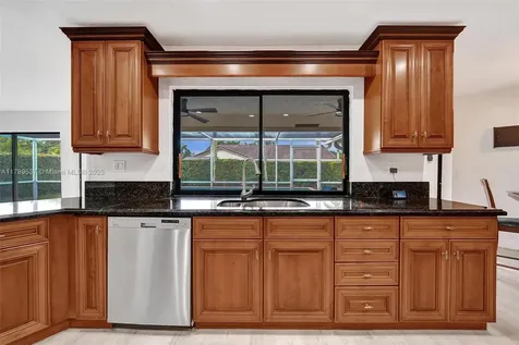 9780 NW 5th Court Coral Springs FL 33071