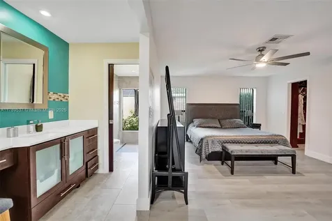 9780 NW 5th Court Coral Springs FL 33071