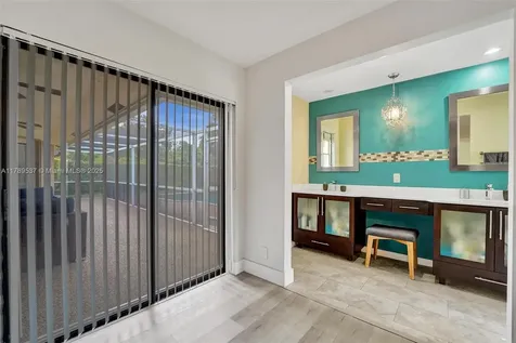 9780 NW 5th Court Coral Springs FL 33071