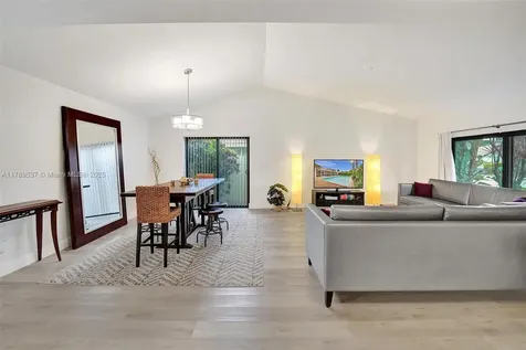 9780 NW 5th Court Coral Springs FL 33071