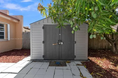 10375 SW 154th Circle Court Miami FL 33196