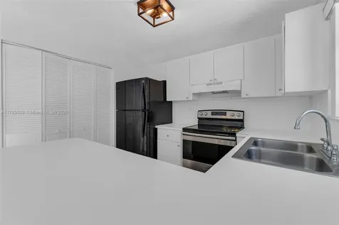 10375 SW 154th Circle Court Miami FL 33196