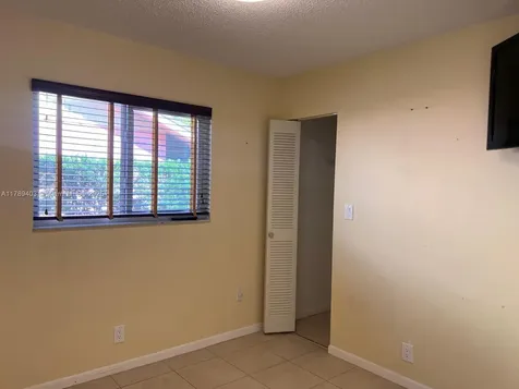 7522 SW 6th Street North Lauderdale FL 33068