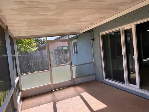 7522 SW 6th Street North Lauderdale FL 33068