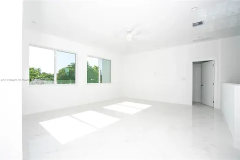 900 SW 24th Road Miami FL 33129