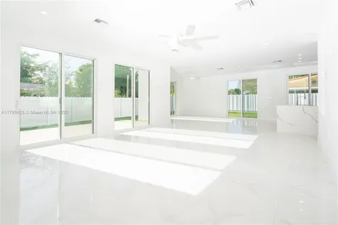 900 SW 24th Road Miami FL 33129
