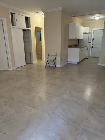 17051 NE 23rd Avenue North Miami Beach FL 33160