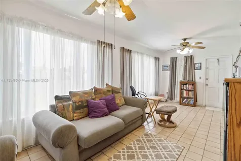 2730 SW 66th Terrace Miramar FL 33023