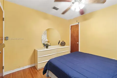 2730 SW 66th Terrace Miramar FL 33023