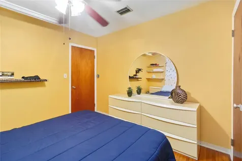 2730 SW 66th Terrace Miramar FL 33023