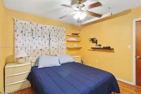 2730 SW 66th Terrace Miramar FL 33023