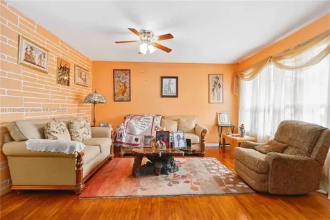 2730 SW 66th Terrace Miramar FL 33023