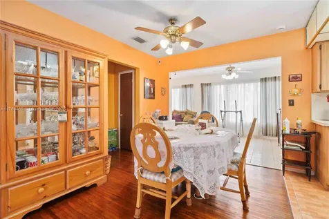 2730 SW 66th Terrace Miramar FL 33023
