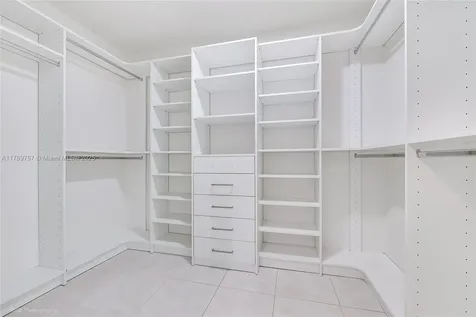 8400 SW 184th Lane Cutler Bay FL 33157