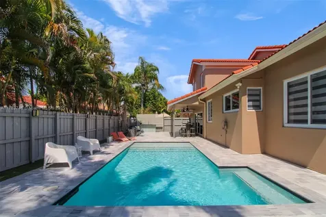 15462 SW 147th Street Miami FL 33196