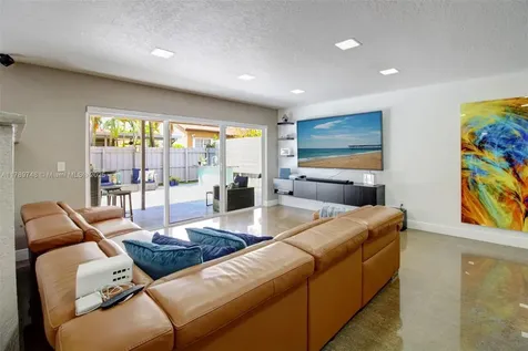 15462 SW 147th Street Miami FL 33196