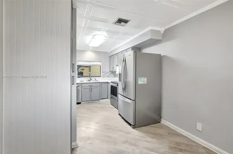 129 Chelsea Lane Plantation FL 33324