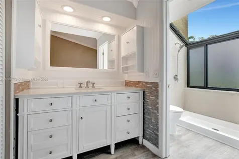 129 Chelsea Lane Plantation FL 33324