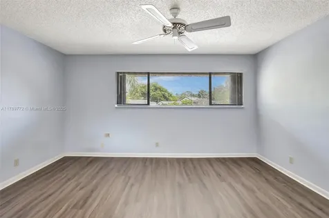 129 Chelsea Lane Plantation FL 33324