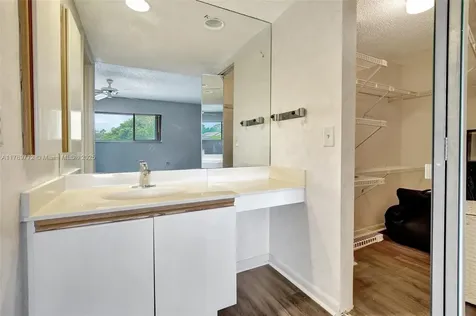 129 Chelsea Lane Plantation FL 33324