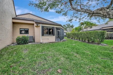 129 Chelsea Lane Plantation FL 33324