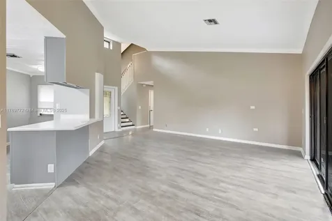 129 Chelsea Lane Plantation FL 33324